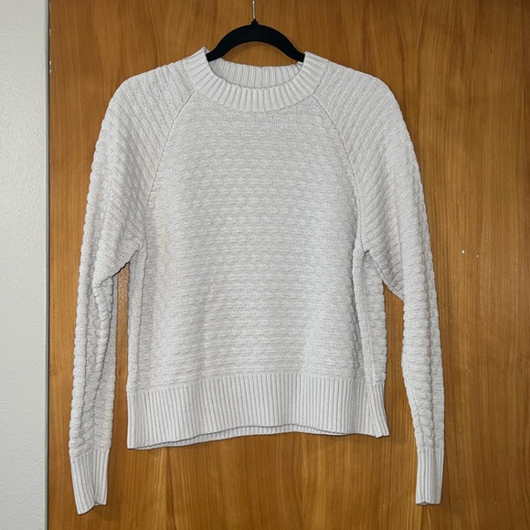 Lululemon Sweater - Picture 1 of 6